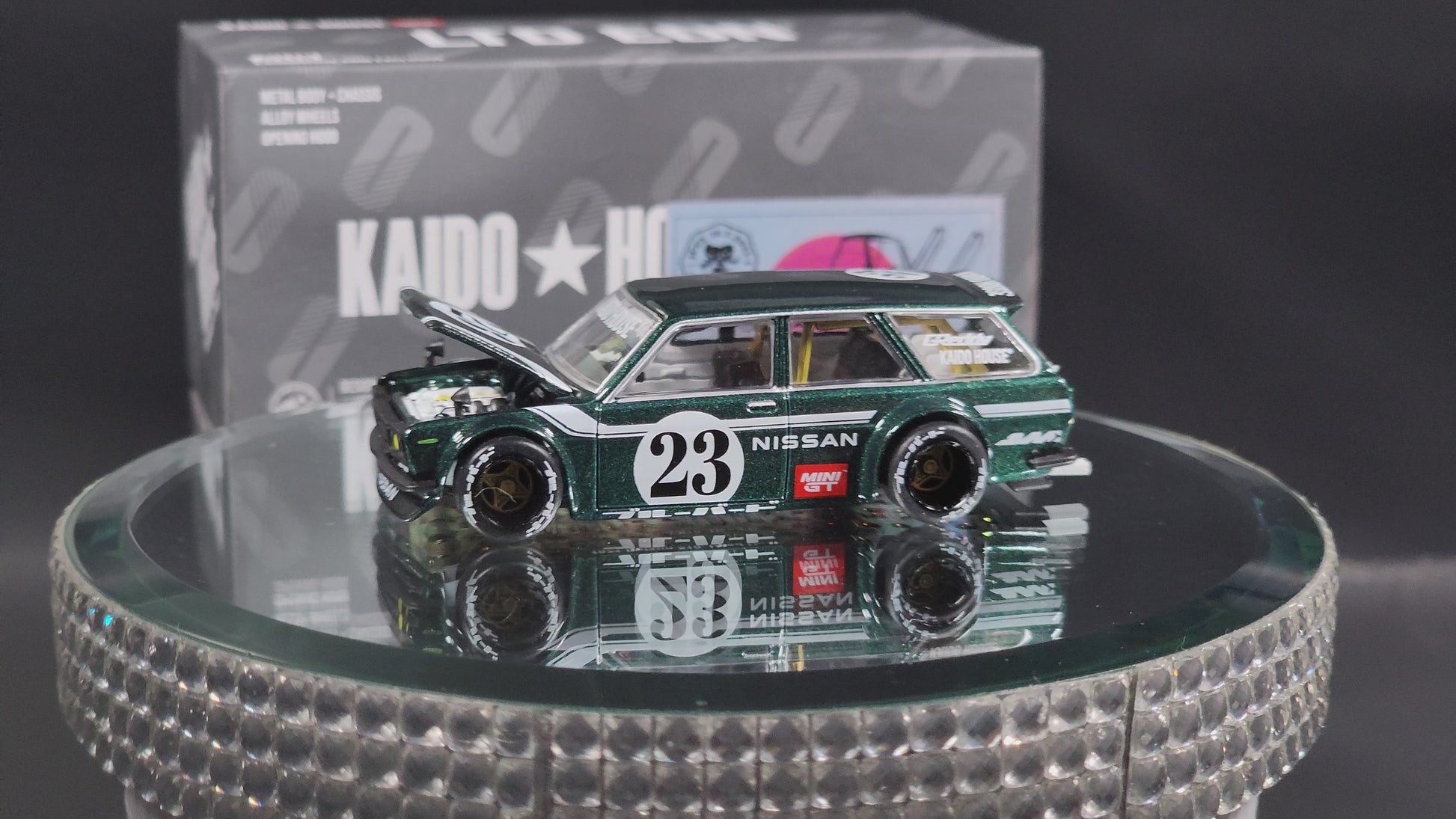 Kaido House Datsun 510 Wagon 4x4 Winter Holiday Edition – Sky High Garage
